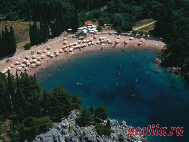 Milocer.Qeen's beach