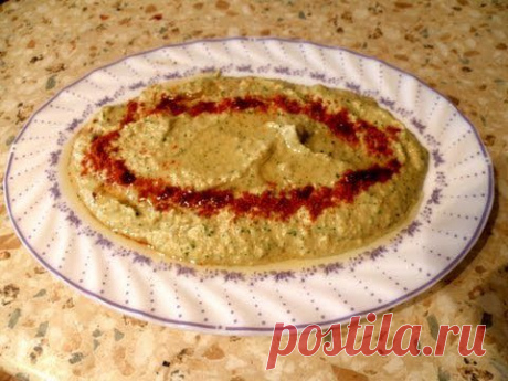 Мутабал и гомос (mutabal and hummus)