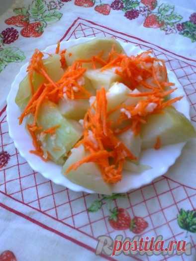 Крыжавка (маринованная четвертинками капуста) с морковью и чесноком - рецепт с фото