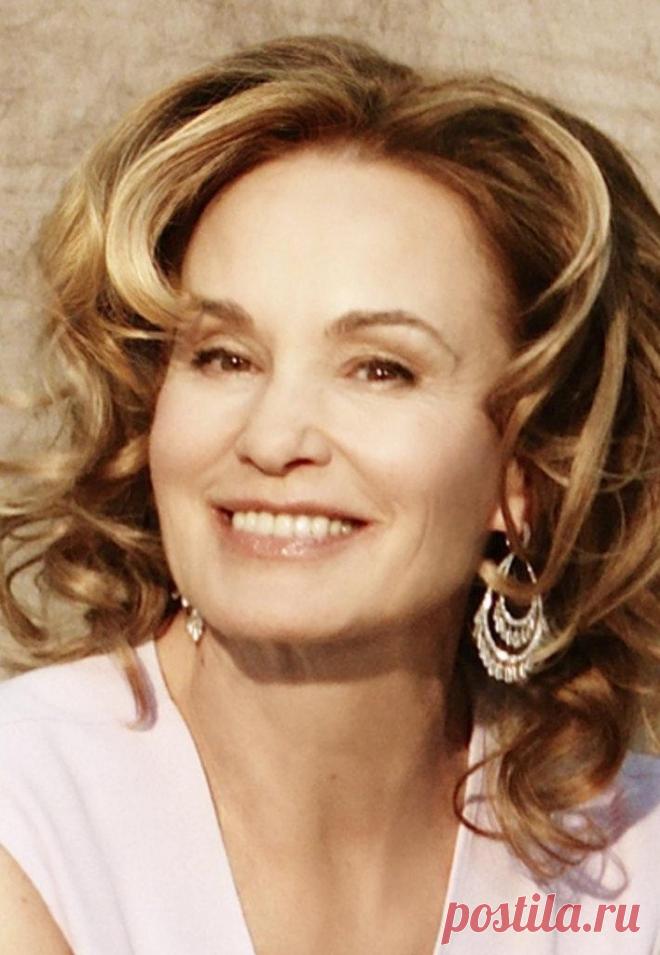 Джессика Лэнг (Jessica Lange)
-  20 апреля, 1949