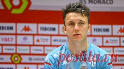 Головин: в «Монако» у меня никто не спрашивал про Батракова. Полузащитник сборной России Александр Головин, выступающий за «Монако», отреагировал на информацию о том, что его клуб интересовался футболистом «Локомотива» Алексеем Батраковым. Читать далее
