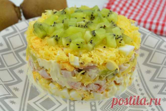 Салат с киви и курицей — Сад Заготовка