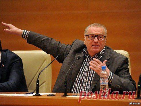 Если этого Вольфович добьется, респект и уважение ему...
Весёлый привал

Жириновский выбросит из России McDonald’s к чертовой матери! "Поработали и хватит. Мы откроем свои шашлычные, пельменные, чебуречные – и никакой колы, только чай и русский квас!" отметил Владимир Жириновский.  МОЛОДЕЦ, Вольфович!!! Уважаю!!!