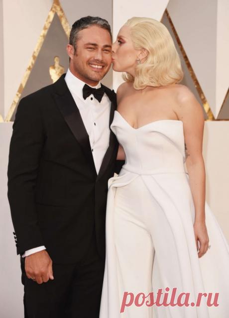 Певица Леди Гага (Lady Gaga) на церемонии Oscar 2016