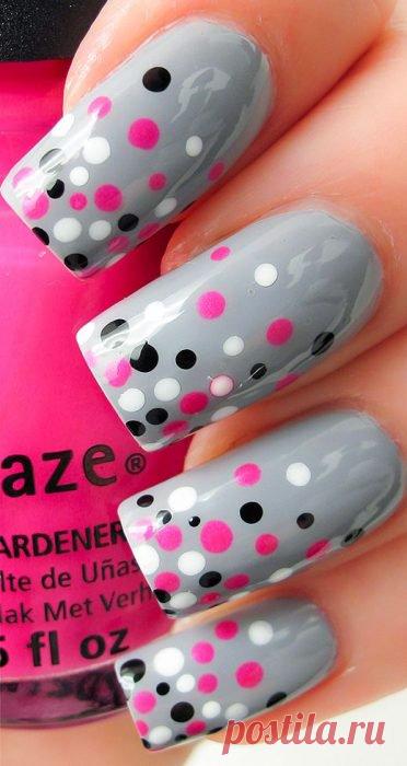 35 Creativos diseños de uñas con puntitos