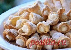 Слоеные трубочки с кремом