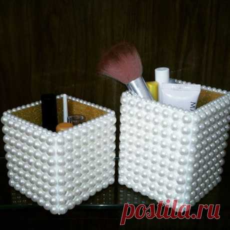 porta treco -  Diy - Existe algo mais romântico, tradicional e eterno do que pérolas? Elas têm uma versatilidade incrível! Decoração com Pérolas - pearls - faça você mesmo - #decor #decorar #diy #perolas #pearls #home @pitacoseachados