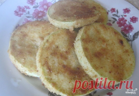 Кабачки, жареные в панировочных сухарях - пошаговый кулинарный рецепт на Повар.ру