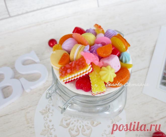 Купить Баночка с декором Мармелад Зефир в интернет магазине на Ярмарке Мастеров Купить или заказать Баночка с декором Мармелад Зефир в интернет магазине на Ярмарке Мастеров. С доставкой по России и СНГ. Материалы: полимерная глина, банка стеклянная. Размер: 0.5л