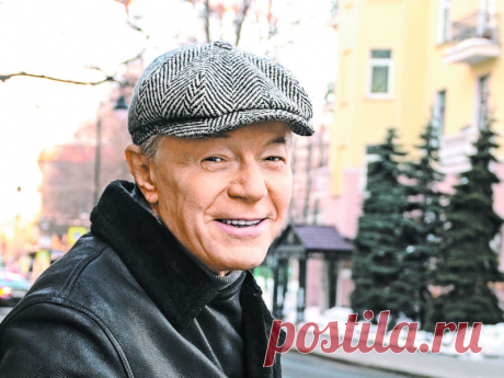 Александр Збруев: Мы все — прогнувшиеся Актер Александр Збруев рассказал Sobesednik.ru о семье, театре и отношении к своему возрасту