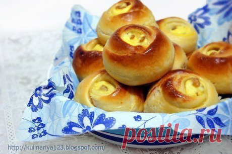 Булочки &quot;Розочки&quot; с творогом

Это красивая и вкусная выпечка.