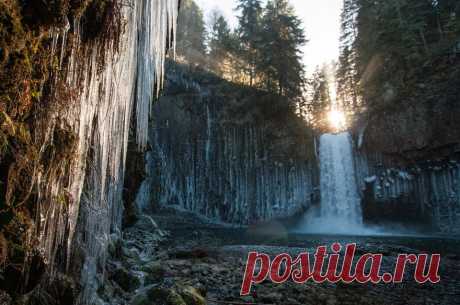 10 Waterfalls In Oregon That'll Get You Really Wet