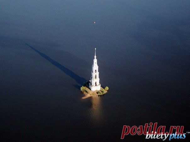 КОЛОКОЛЬНЯ В КАЛЯЗИНЕ.РОССИЯ