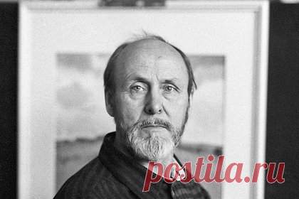 Умер народный художник России Шмаринов. Народный художник России, член президиума Российской академии художеств (РАХ) Алексей Шмаринов умер в возрасте 90 лет. Об этом сообщили в пресс-службе РАХ. Художник родился в 1933 году. Шмаринов был представителем знаменитой художественной династии, графиком и живописцем, известным как в России, так и за рубежом.
