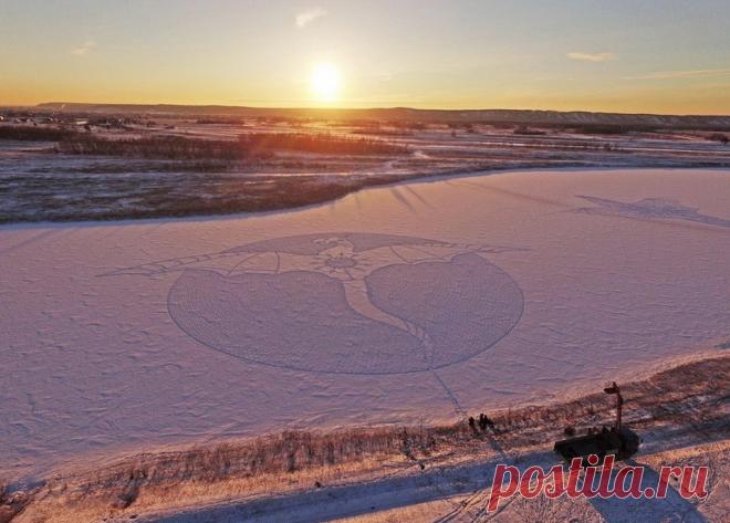 Гигантские рисунки на снегу / Болталка / Истории в картинках