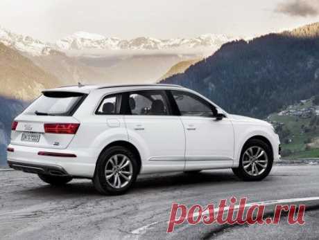 Audi сделала новый Q7 экономичнее и доступнее