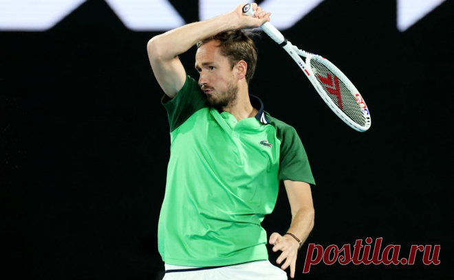 Даниил Медведев c трудом вышел в третий круг Australian Open. Даниил Медведев довел два сета в матче с Эмилем Руусувуори до тай-брейка, а в пятой партии не отдал сопернику ни одного гейма