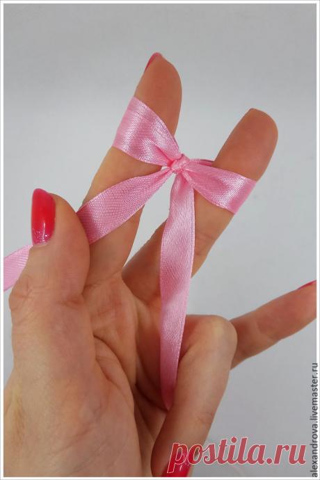 Как красиво и аккуратно завязать бантик из атласной ленты - Ярмарка Мастеров - ручная работа, handmade