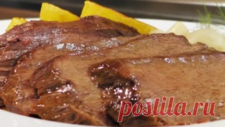 Говядина гриль в маринаде - Кулинарные видео рецепты Говядина гриль в маринаде  Натрите мясо со всех сторон перцем. В небольшой миске смешайте вместе масло, лимонный сок, соевый соус, чеснок и корич...