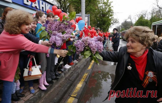 Празднование Дня Победы в Ростове-на-Дону  © Валерий Матыцин/ТАСС  | ТАСС: Общество - Как отметили День Победы в городах России