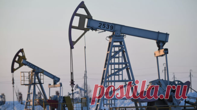 Экономист Алиев спрогнозировал динамику цены на нефть. Кандидат экономических наук, доцент кафедры финансов устойчивого развития РЭУ им. Г.В. Плеханова Аяз Алиев прокомментировал динамику цен на рынке нефти. Читать далее