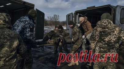 «За 2023 год потери противника превысили 215 тысяч человек»: Шойгу заявил о методичном снижении боевого потенциала ВСУ. Вооружённые силы России сохраняют стратегическую инициативу на всей линии боевого соприкосновения в зоне СВО, сообщил министр обороны РФ Сергей Шойгу. По его словам, киевский режим с подачи западных кураторов продолжает гнать на убой своих солдат. За 2023 год потери ВСУ оцениваются более чем в 215 тыс. человек и 28 тыс. единиц вооружения. Попытки США реализовать свои амбиции…