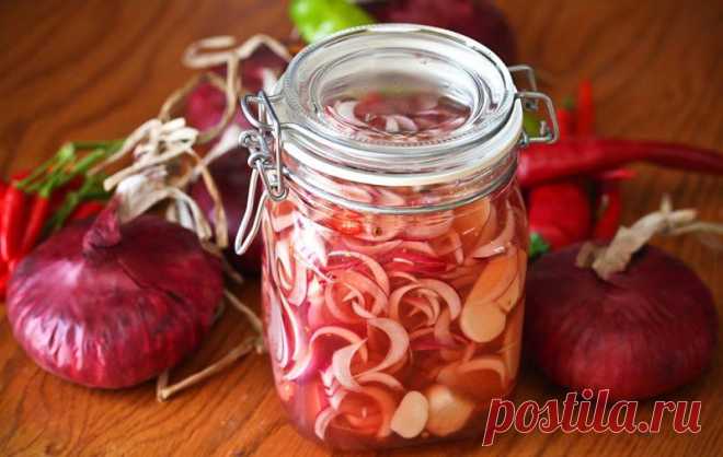 Маринованный лук - просто и очень вкусно!