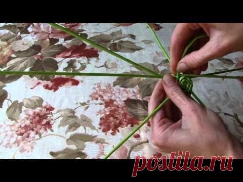 Как плести квадратное дно от центра. Плетение из газет | oblacco