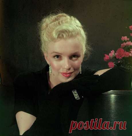 Marilyn Monroe (1926 - 1962) (born Norma Jeane Mortenson), 1950.Photo by Ed Clark