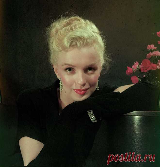 Marilyn Monroe (1926 - 1962) (born Norma Jeane Mortenson), 1950.Photo by Ed Clark