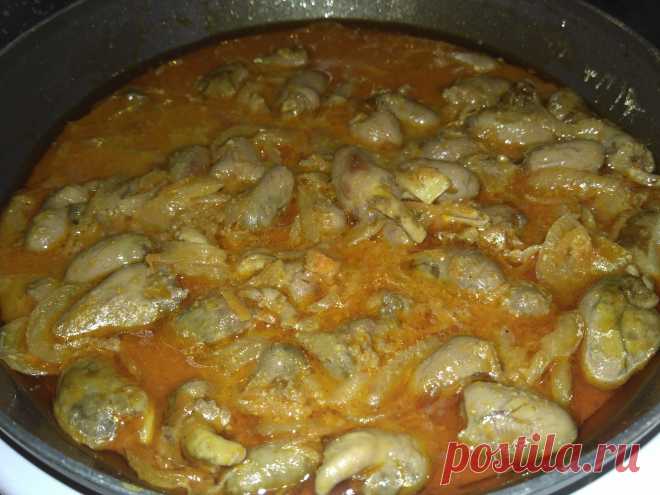 Куриные сердечки с соусом