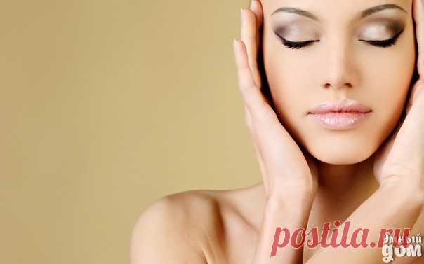 Кожа "без ума" от витамина В или хорошеем на дрожжах! Общеизвестный факт: кожа без ума от витаминов – особенно тех, которые решают ее проблемы не в одиночку, а оказывают комплексную поддержку. Речь идет о витаминах группы В, получаемых для косметических нужд из дрожжей. Благодаря им ваша красота будет прирастать природной молодостью и естественной свежестью, как богатство России – Сибирью. Считается, что эта дружная команда нормализует обменные процессы в дерме и эпидермисе, устраняя…