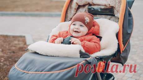 Советы родителям, как правильно одевать ребенка на улицу при минусовой и плюсовой температуре. Рассказываем, во что следует одеть ребенка зимой, летом, осенью или весной. Таблица по градусам и возрасту.