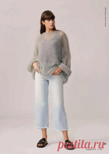 Мохеровый пуловер - оверсайз с рукавами баллон
(На немецком языке и есть выкройка)

Размер один
Пряжа :
RICO ESSENTIALS SUPER KID MOHAIR LOVES SILK (70% мохер, 30% шелк; длина 25 г = 200 м) цвет 030 (светло-серый меланж) 150 г
Плотность: 13п х 32р=10х10см