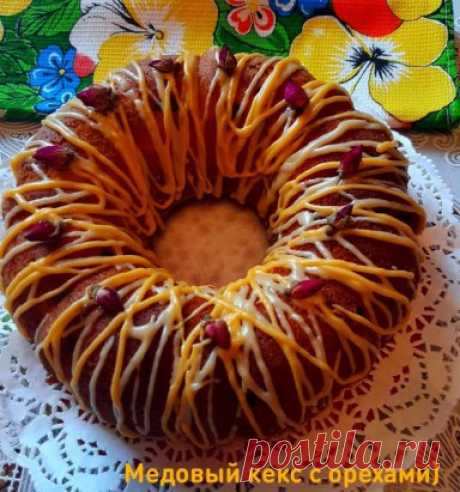 Медовый кекс с орехами
