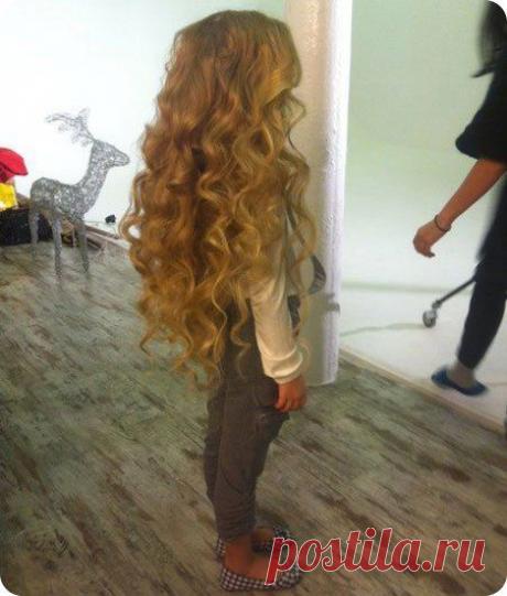 Секретный рецепт от трихолога (специалист по волосам). Лично у меня волосы выросли примерно на +11 см. за месяц!