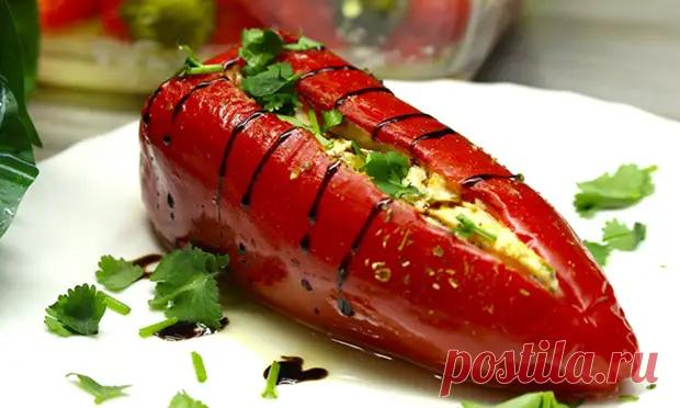 Фаршируем перцы вместо мяса сыром: берем обычные ингредиенты, но получается вдвое вкуснее обычного - Будет вкусно - 30 мая - Медиаплатформа МирТесен