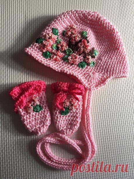 Newborn baby girl set hat&amp;mittens Cherry blossom | Flickr - Photo Sharing!