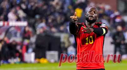 Гол Бабича в концовке и покер Лукаку за тайм: Сербия впервые в истории вышла на Евро, Бельгия разгромила Азербайджан. Сборная Сербии впервые в истории пробилась в финальную стадию чемпионата Европы по футболу благодаря голу Срджана Бабича в концовке матча с Болгарией, а Черногория упустила победу над Венгрией. Покер Ромелу Лукаку за 21 минуту позволил Бельгии разгромить Азербайджан, а Испания сломила сопротивление Грузии и потеряла из-за травмы Гави. Португалия обыграла Исландию и завершила…