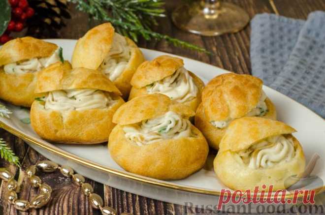 Рецепт: Закусочные профитроли с грибами и сыром на RussianFood.com