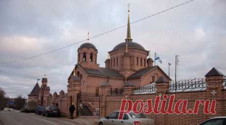 2019 декабрь. В Калужской области заново отстроен храм на родине адмирала Сенявина в деревне Комлево Боровского района