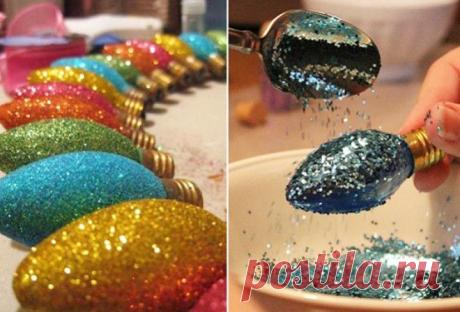 Новогодние украшения, которые можно сделать своими руками Всего за полчаса

Многие замечают, что чем старше становятся, тем сложнее вновь испытать то волшебное ощущение сказки и чуда, которое всегда приходило к нам в детстве под Новый год.Звездочки из ниток
…