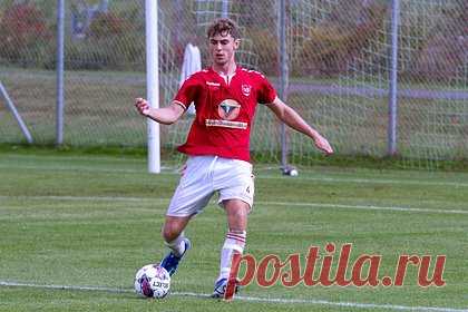 Датский клуб отказался от матча с ЦСКА. Датский футбольный клуб «Вайле» отказался от проведения товарищеского матча с московским ЦСКА. Датчане приняли такое решение из-за политического давления. Встреча должна была пройти 4 февраля в Турции, где российская команда проводит сборы. Сейчас на эту дату запланирована игра против «Шкупи» (Северная Македония).