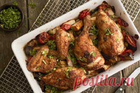 Курица запеченная с овощами в духовке – пошаговый рецепт с фото.