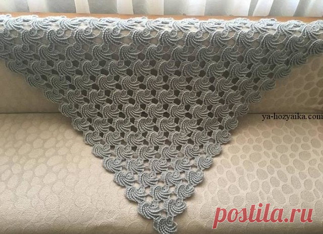 Красивая шаль «Мидии» крючком. МК http://ya-hozyaika.com/vyazanie-kryuchkom/shal-palantin/krasivaya-shal-midii-kryuchkom/