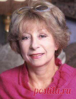 Жизнь Лии Ахеджаковой: пластическая операция и третий брак с мужчиной, который моложе её на 20 лет | Люблю Себя