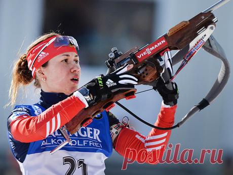 Российские биатлонистки завоевали весь пьедестал в гонке преследования на этапе Кубка IBU Россиянки заняли первые три места в гонке преследования на этапе Кубка IBU в Мартелле, сообщает «ТАСС».

Отмечается, что российская биатлонистка Дарья Виролайнен заняла первое место в гонке. Она преод…