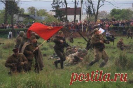 День Победы в музее «Форт №5» 
9 мая музей «Форт №5» приглашает на праздничное мероприятие, посвященное Дню Победы. 
В программе: 
10:00, 11:00, 12:00, 13:00, 16:30, 17:30 – экскурсии для посетителей мемориального военно-исторического комплекса «Форт №5». 

11:00-18:00 – «Фронтовой кинотеатр». Демонстрация документальных фильмов: 
12:00 – «Сталинград»; 
13:00 – «В логове зверя», «Штурм Кёнигсберга»; 
15:00 – «Берлин»; 
16:30 – «Парад Победы 1945 год