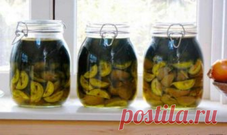 Бесценный бальзам из зеленых орехов — лекарство, которое ставит на ноги и лечит тяжелые болезни 
Народный целитель Сергей Герасимов на основе лечебных свойств зеленого грецкого ореха и других биологически полезных веществ создал бальзам, который назвал «Бальзам Герасимова». Основные компоненты б…