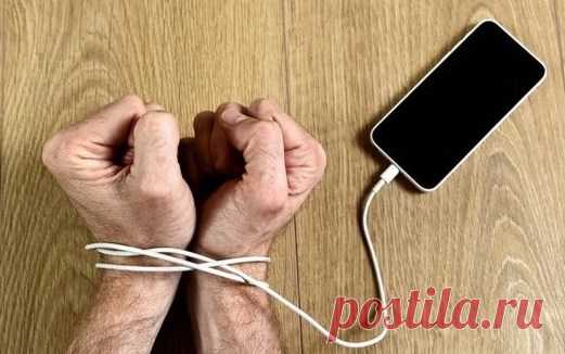 Новый тренд – отдых в отеле без смартфона набирает популярность В Великобритании и США появился новый тренд - отдых без электронных гаджетов: туристы платят отелям за то, чтобы у них забрали на хранение их...